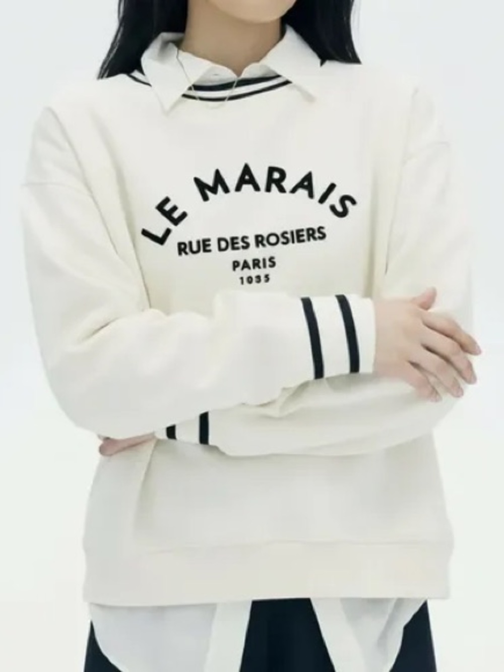H&M Cream Sweatshirt with Black Logo Trim